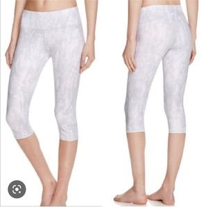 Alo Yoga Airbrush Vapor Python Crop Leggings XS